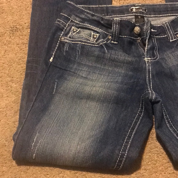 Blue jeans - Picture 2 of 11